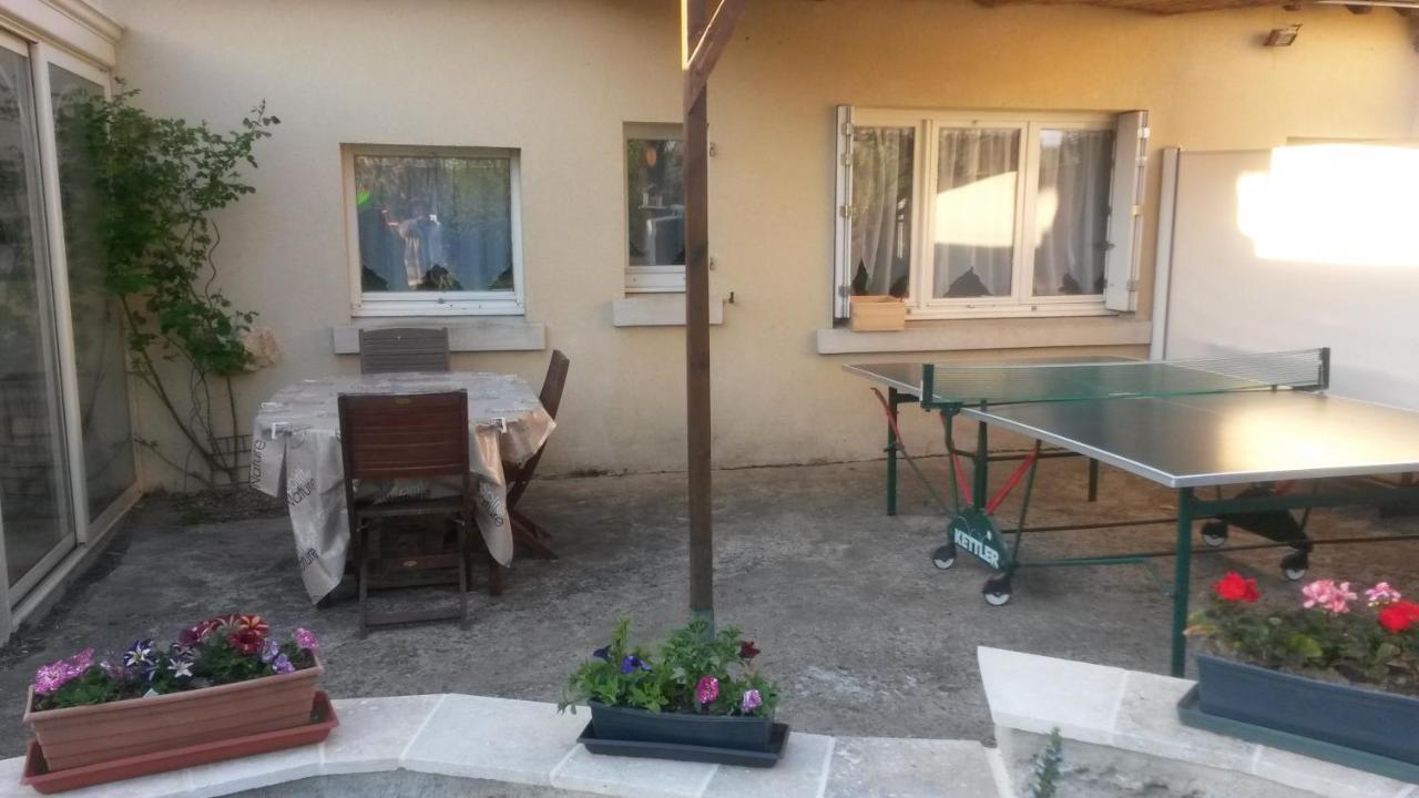 Chambre D'Hotes Mansardee Saint-Ouen-les-Vignes Bagian luar foto